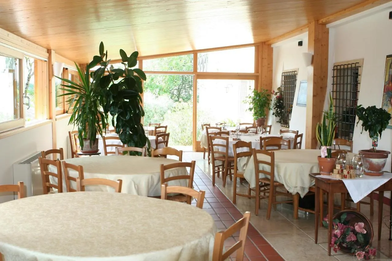 Ca Donzella Bed and Breakfast Lazise Bed & Breakfast